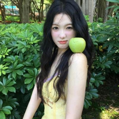 野女孩